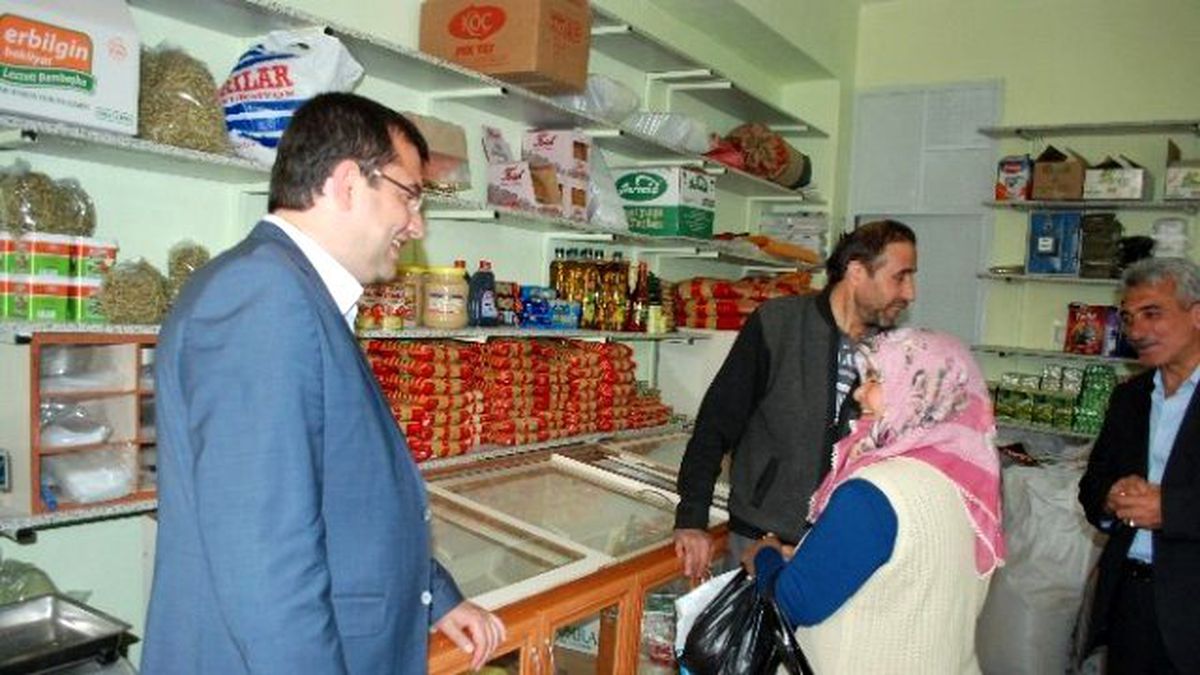 MHP Afyonkarahisar Milletvekili Adayı Parsak Çay\'a Çıkarma Yaptı