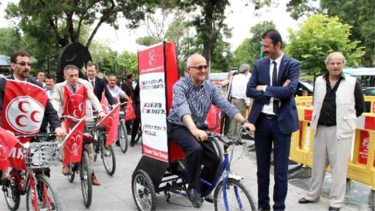 MHP\'li Adaydan Bisikletli Seçim Çalışması