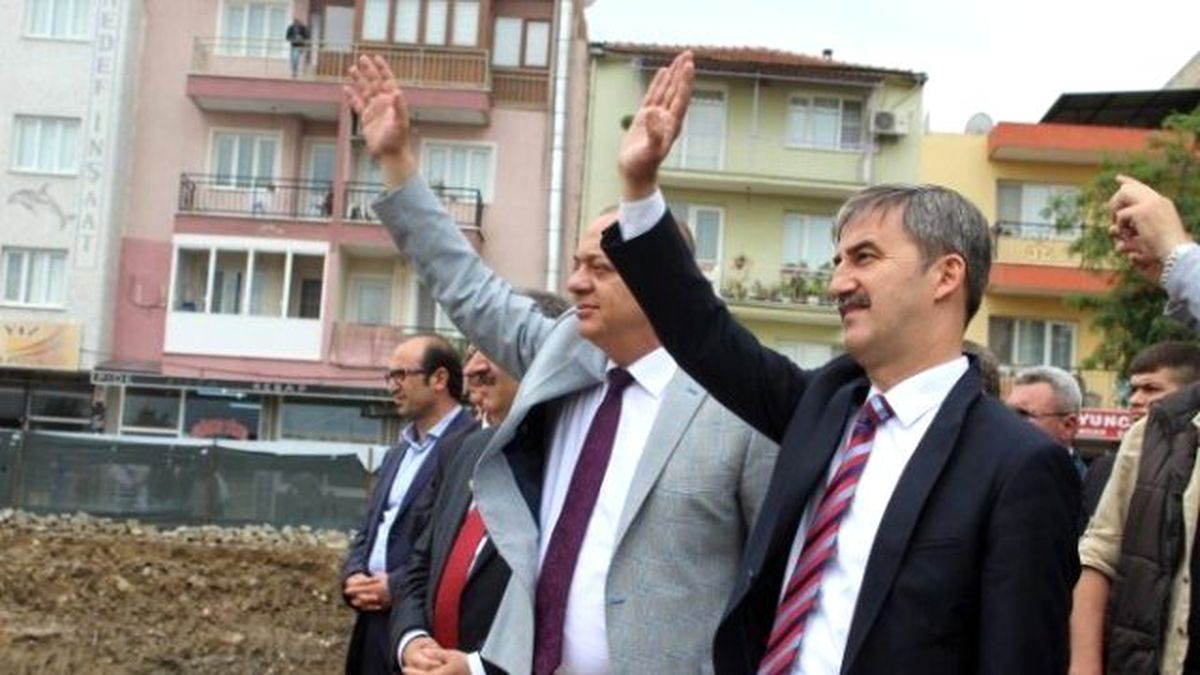Başkan Ergün Turgutlu\'da Muhtarlarla Buluştu