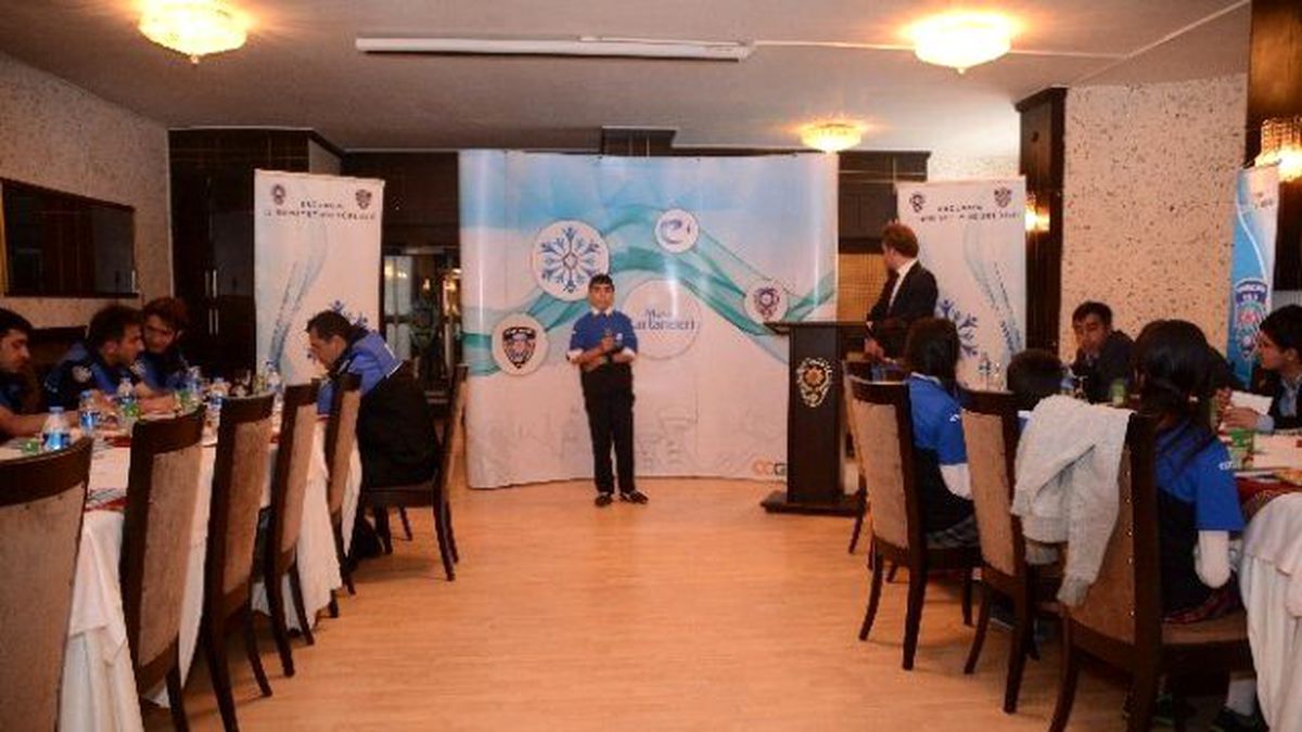 Erzurum'da Mavi Kartaneleri Kitap Okuma Etkinliği Final Yarışması Yapıldı