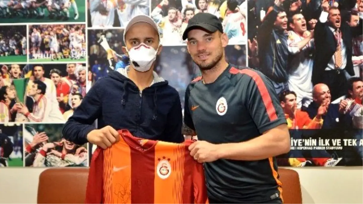 Galatasaraylı Genç Taraftarın Hayali Gerçek Oldu