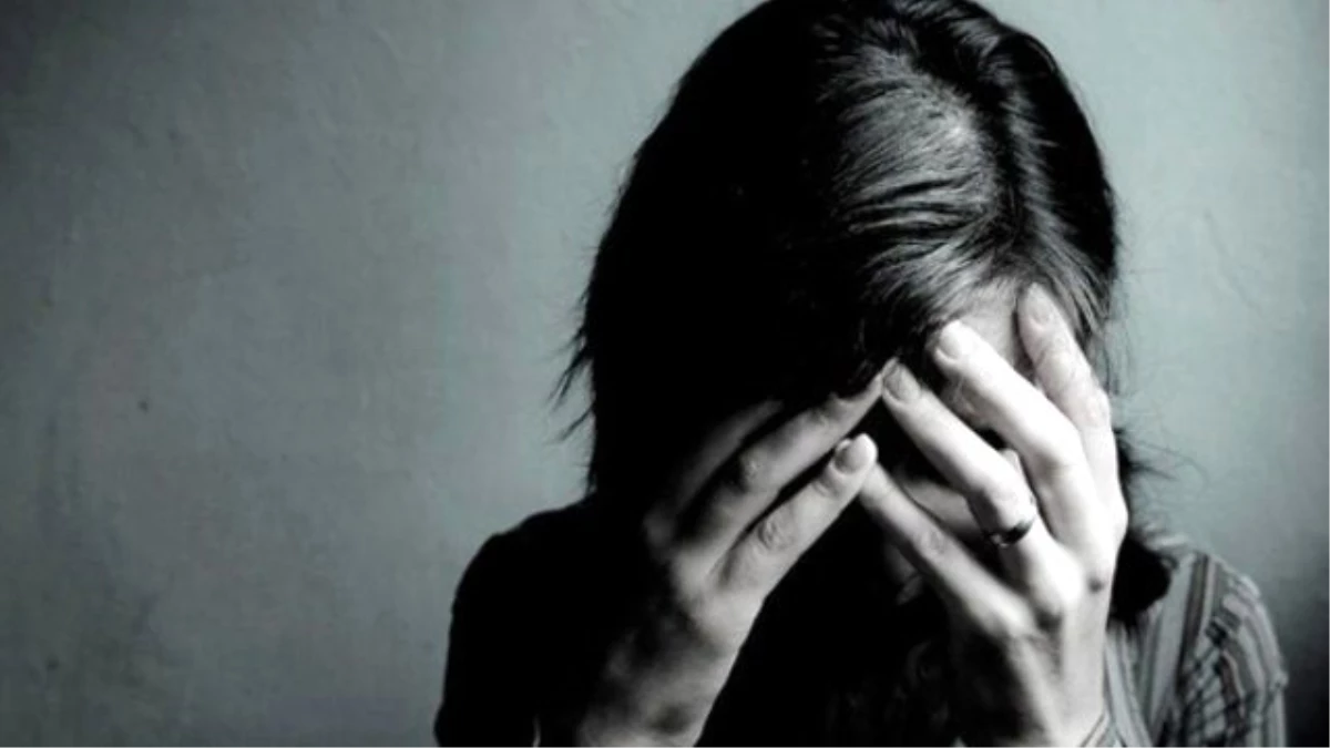 Hayat Kadınlarından Memnun Kalmadı, Aracıya Tecavüz Etti