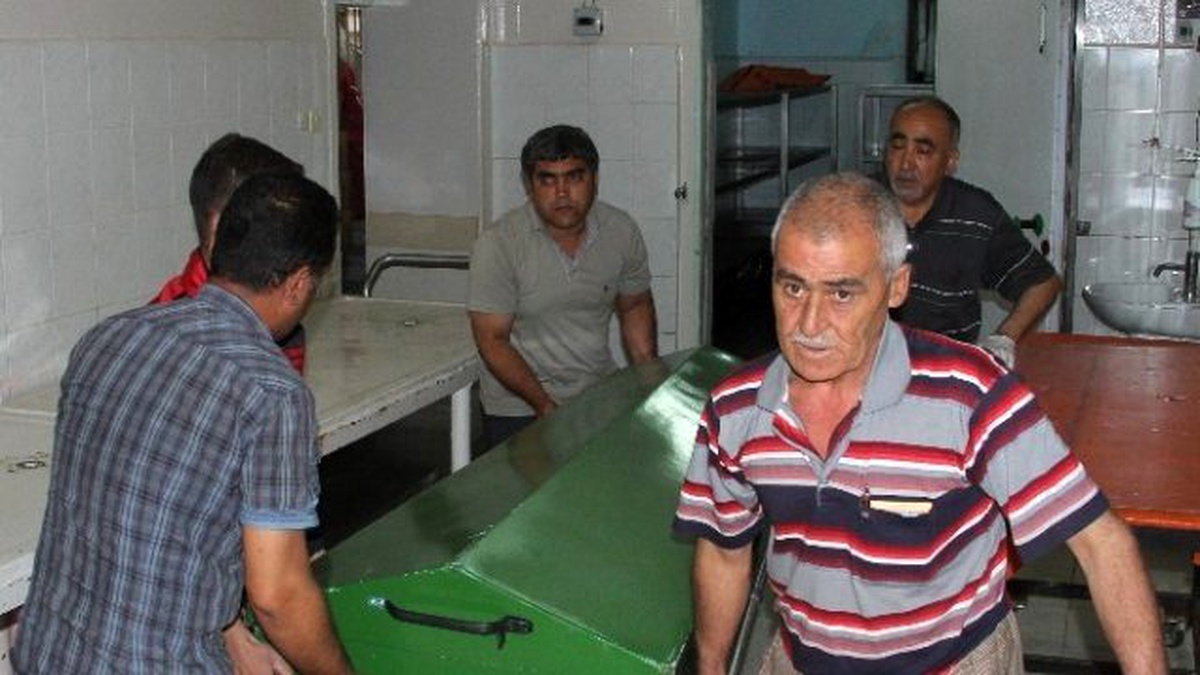 Polisin Açtığı Uyarı Ateşi Sonucu Hayatını Kaybeden Hükümlünün Cenazesi Alındı