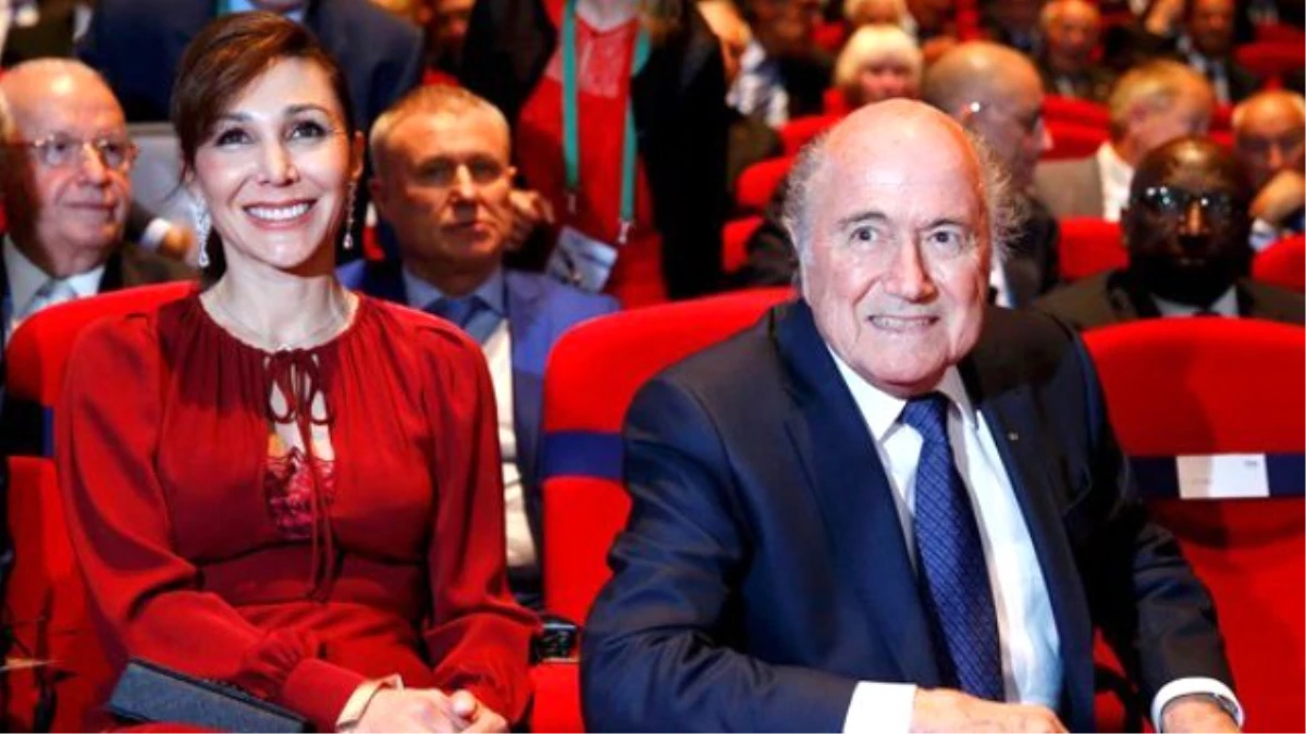 Sepp Blatter\'e Genç Sevgili Tepki Çekti
