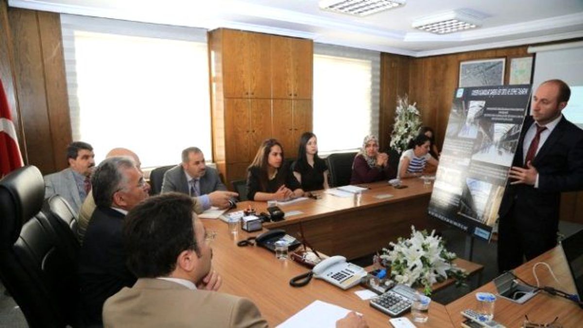 Tarihi Mekanların Onarımı Konusunda Bilgilendirme Toplantısı
