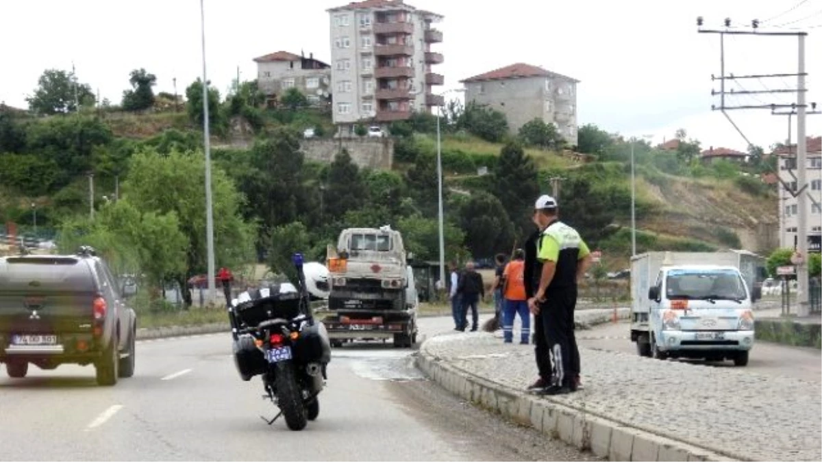 Tüp Dolu Kamyonetteki Yangın Korkuttu