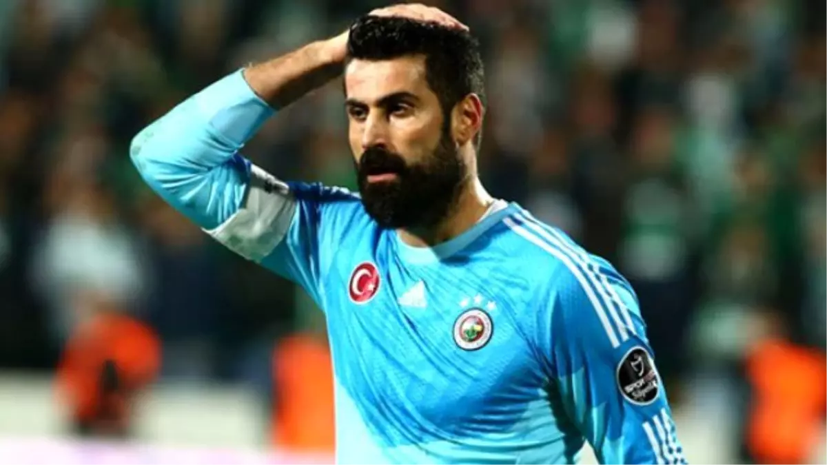 Volkan Demirel\'in Yerine Yabancı Kaleci