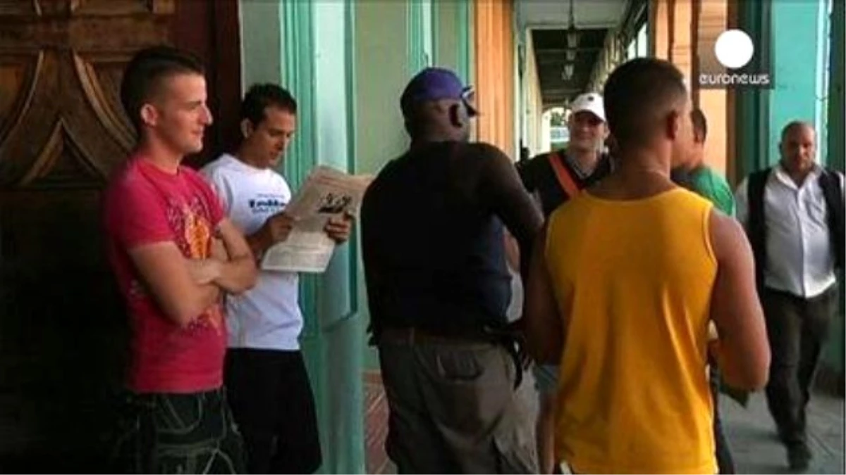 ABD Küba\'yı Teröre Destek Veren Ülkeler Listesinden Çıkardı