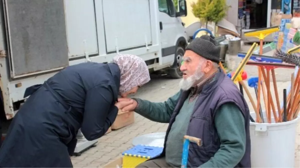 Ak Partili Vekil Adayına Manili Karşılama