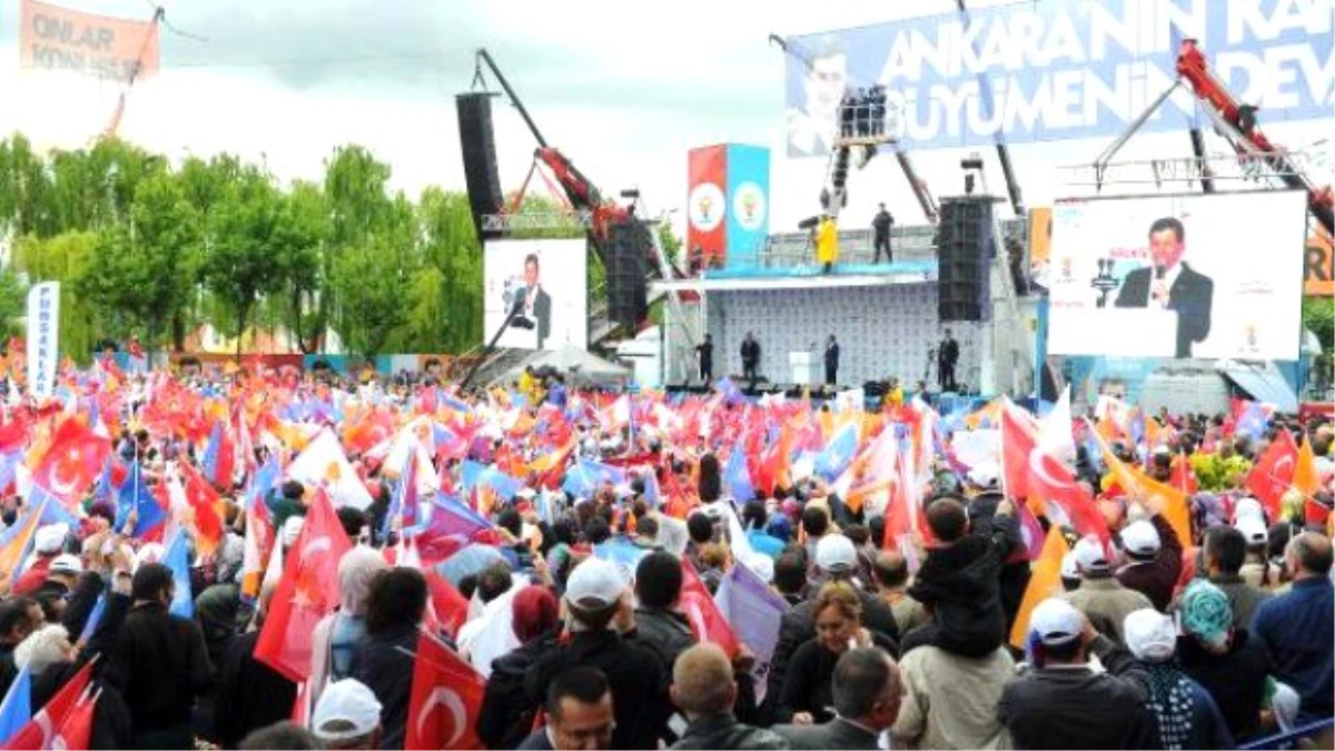 Davutoğlu: Hiç Çekinmeden Söylüyorum, O Yardımlar Bayırbucak Türkmenleri\'ne Gidiyordu