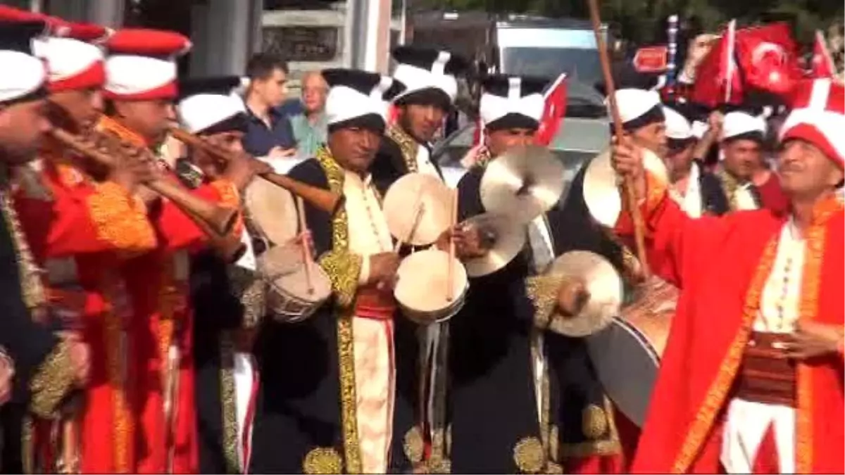 Fetih Yürüyüşünde Temsili Akşemseddin Attan Düştü