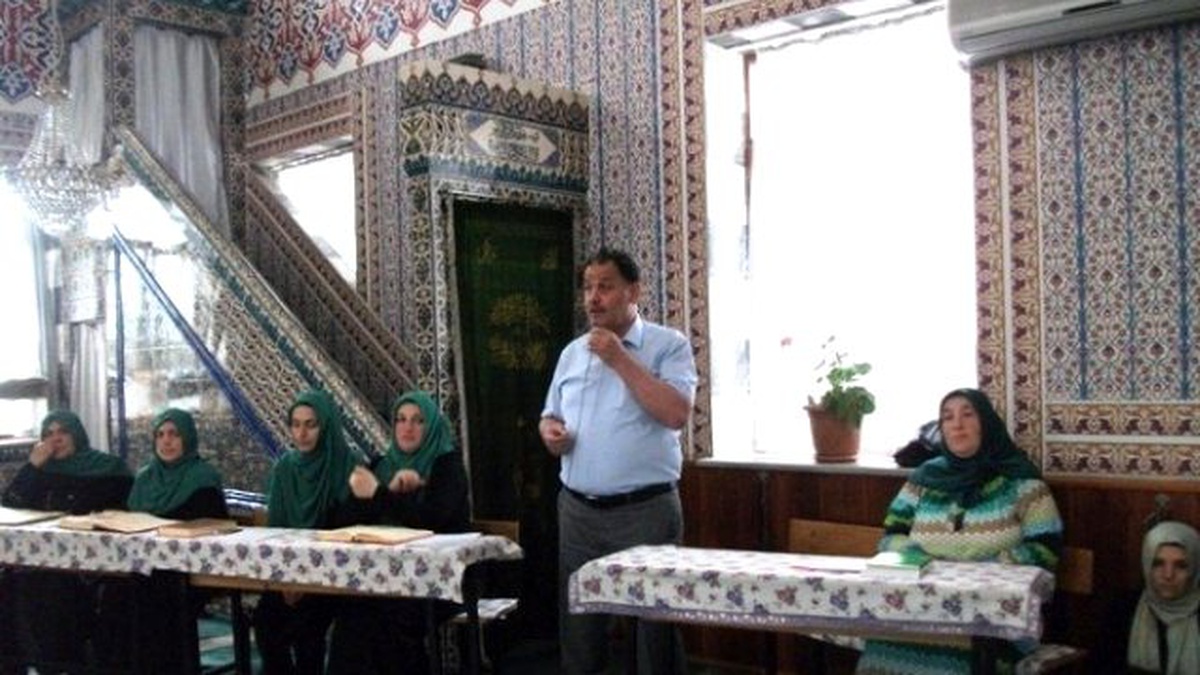 Kız Kur\'an Kursunu Başarı İl Tamamladılar