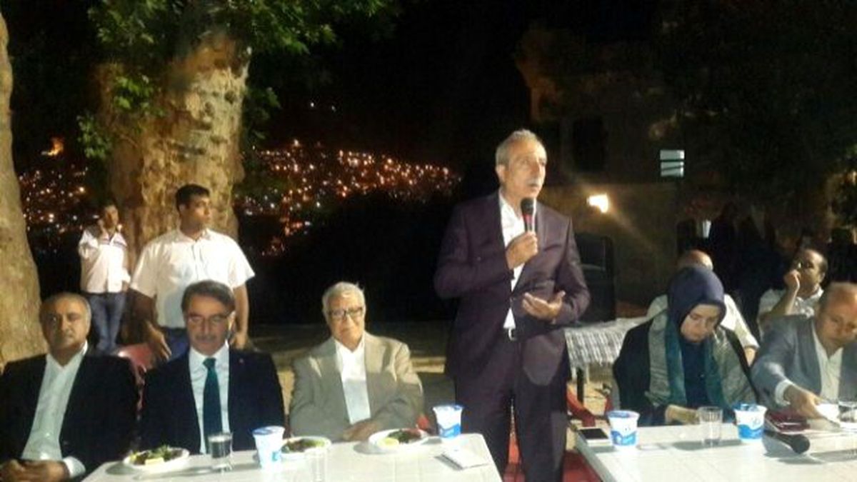 Orhan Miroğlu: "Bir Elinde Silah Bir Elinde Zeytindalı Olanları İnsanlar Teşhis Etmekte...