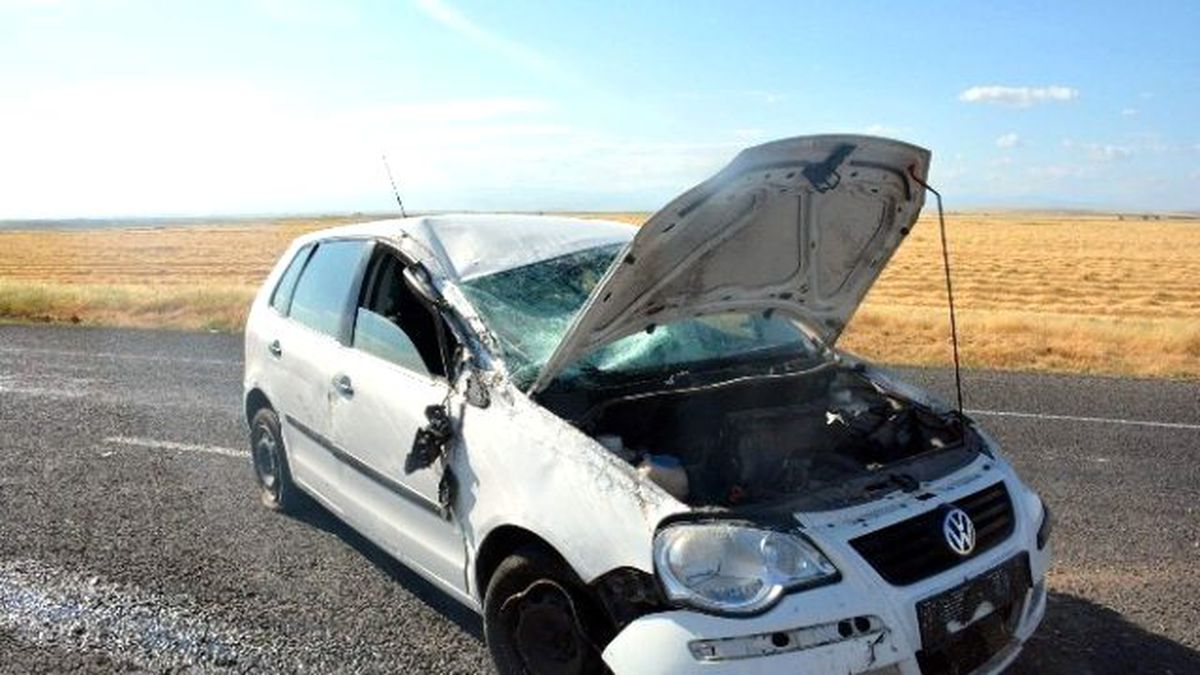 Siverek\'te Trafik Kazası: 2 Yaralı