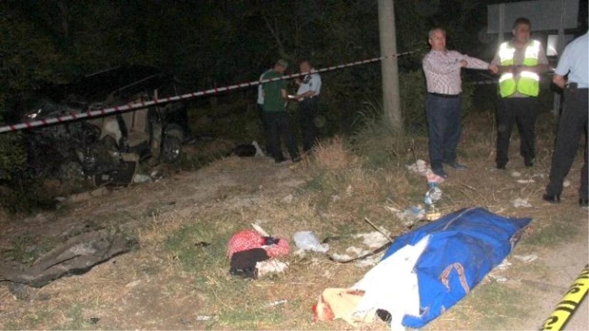 Adana\'da Trafik Kazası: 5 Ölü, 3 Yaralı