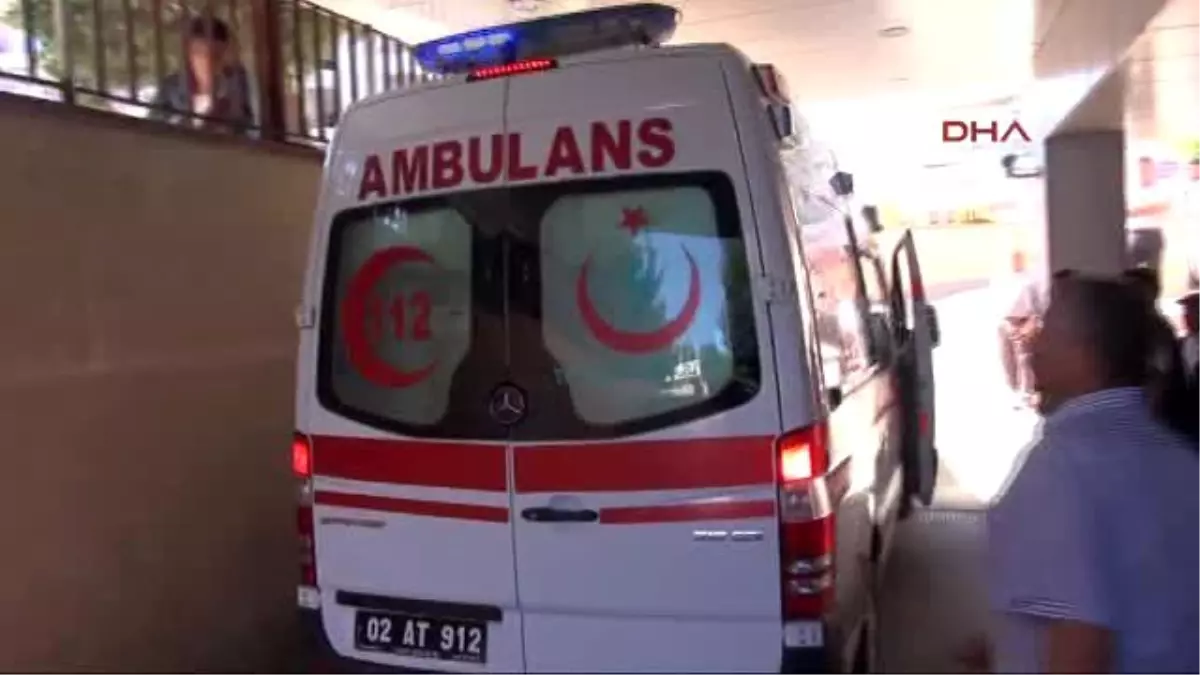 Adıyaman CHP Adıyaman Adayı Kazada Yaralandı