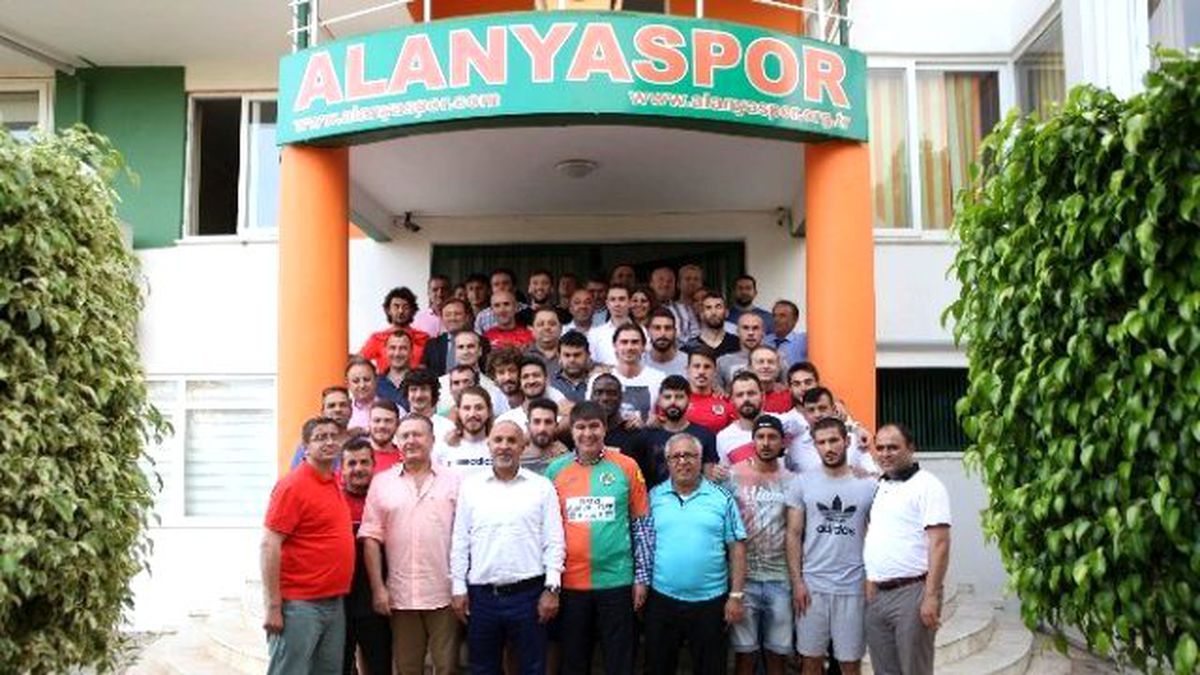 Başkan Türel\'den Alanyaspor\'a Kamp Tesisi Müjdesi