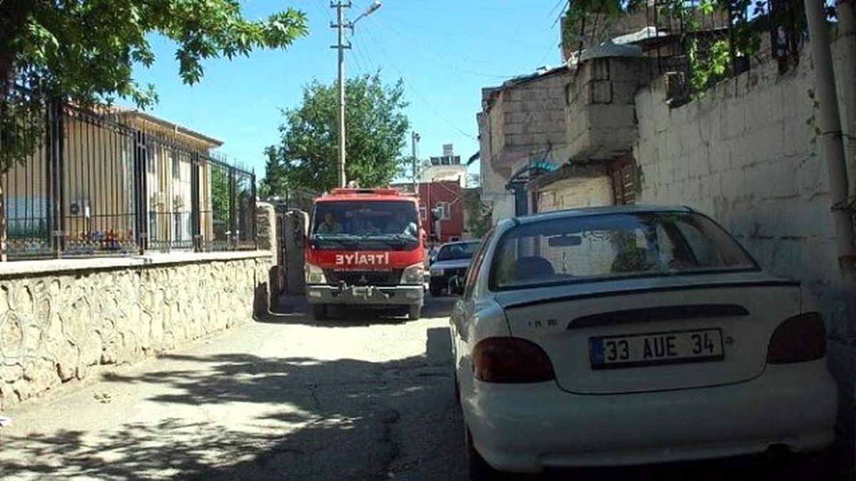 Boş Evde Çıkan Yangın Korkuttu