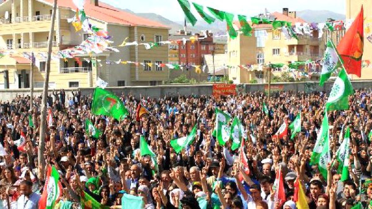 Dbp, Yüksekova\'da Miting Yaptı