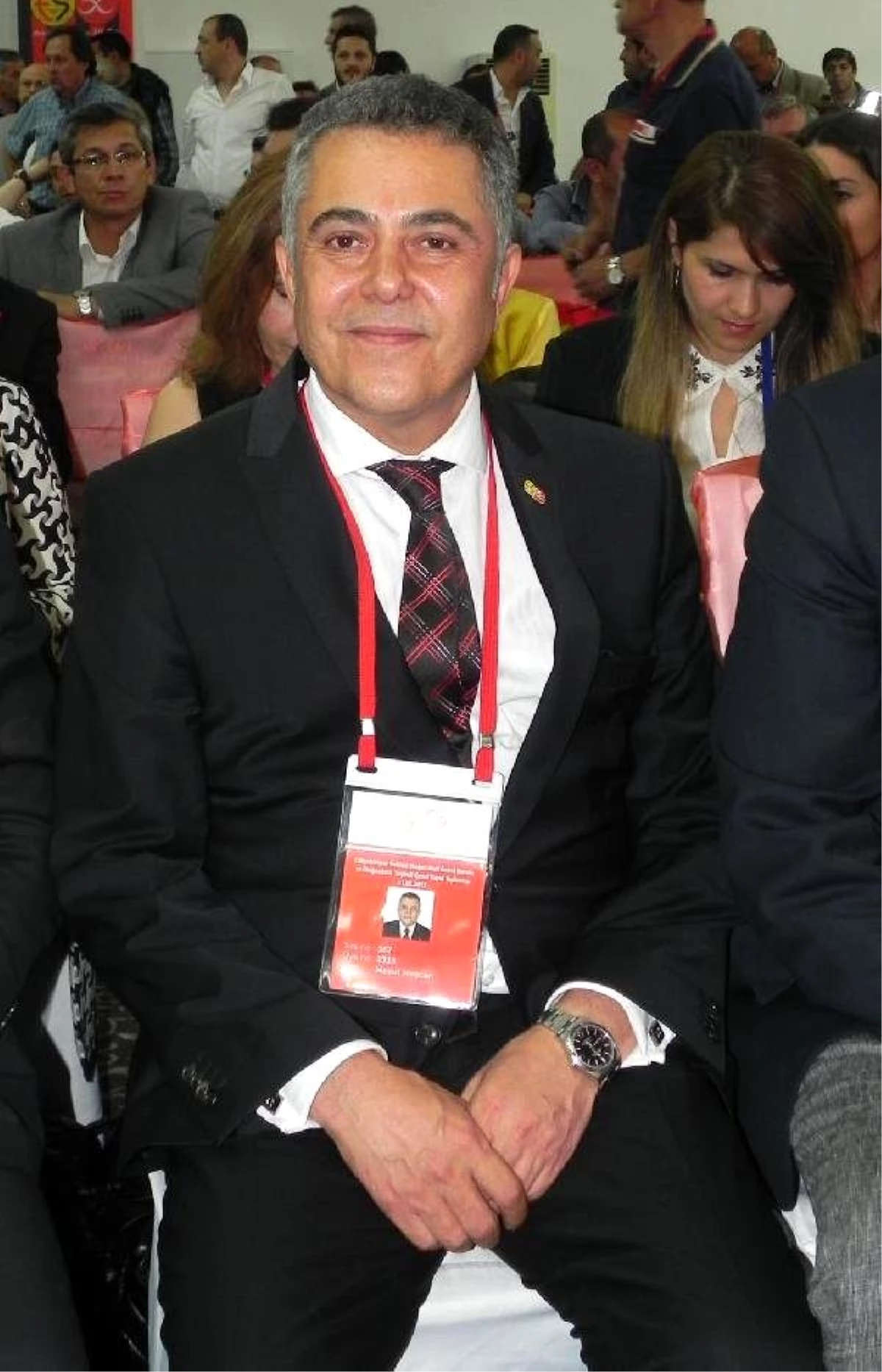 Eskişehirspor\'da Mesut Hoşcan Yeniden Başkan