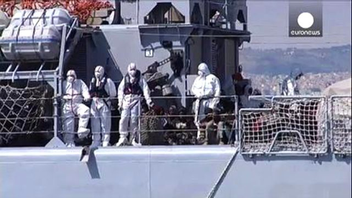 İtalya Kıyılarına Göçmen Akını Hız Kesmiyor