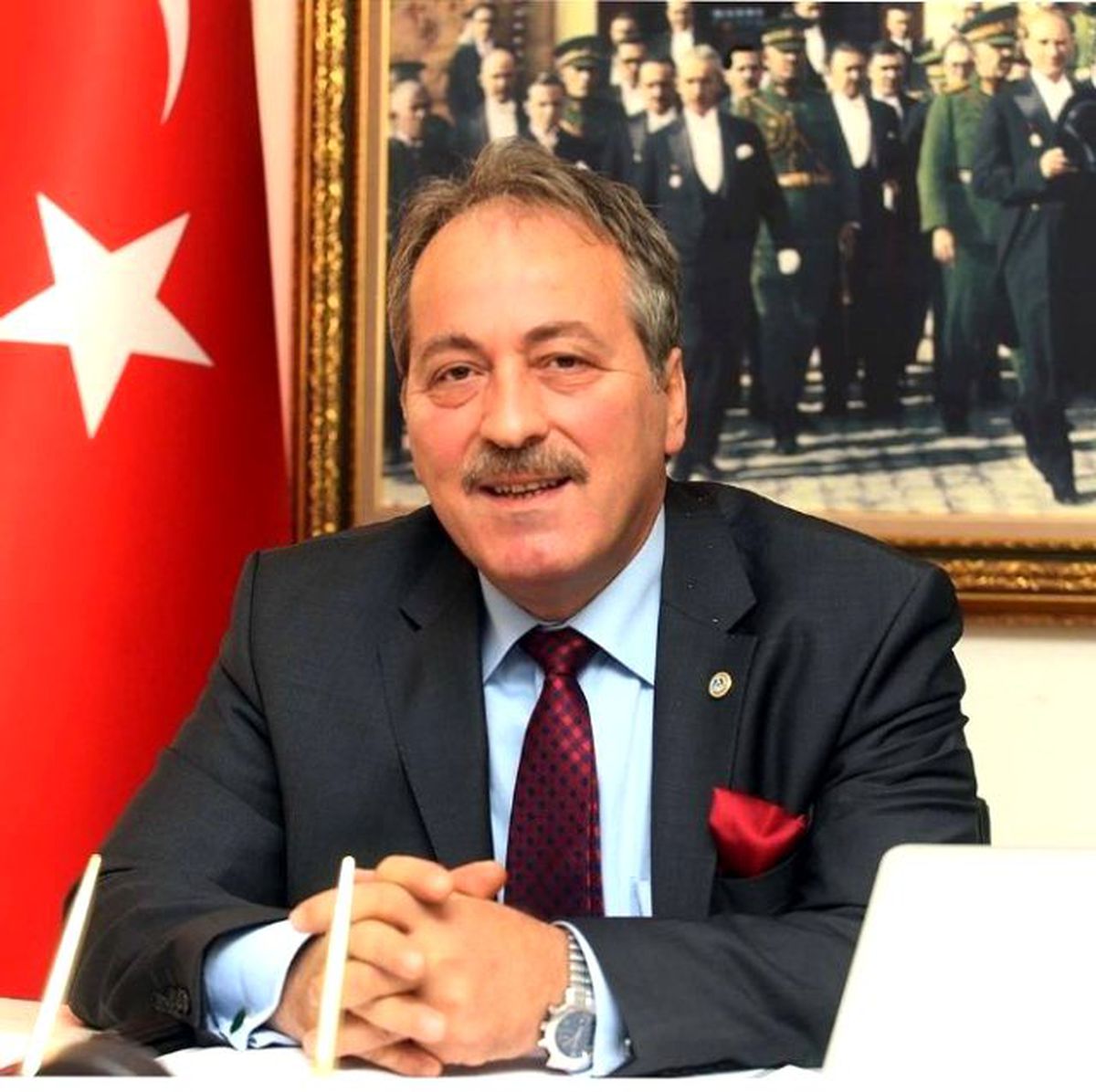 Merkez Partili Hacı Mustafaoğlu\'ndan Hodri Meydan