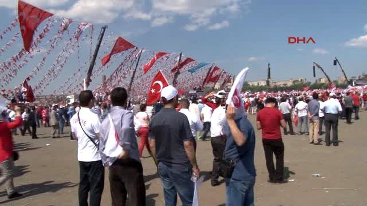 MHP\'nin Kazlıçeşme Mitinginden İzlenimler...