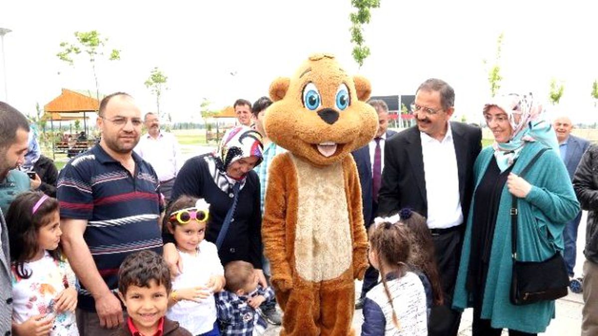 AK Parti Milletvekili Adayı Mehmet Özhaseki Harikalar Diyarı\'nda
