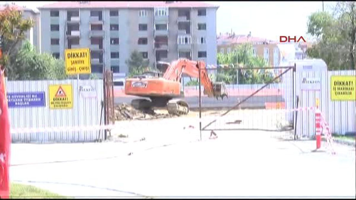 Alibeyköy\'de Metro Çalışmalarında Doğalgaz Borusu Delindi