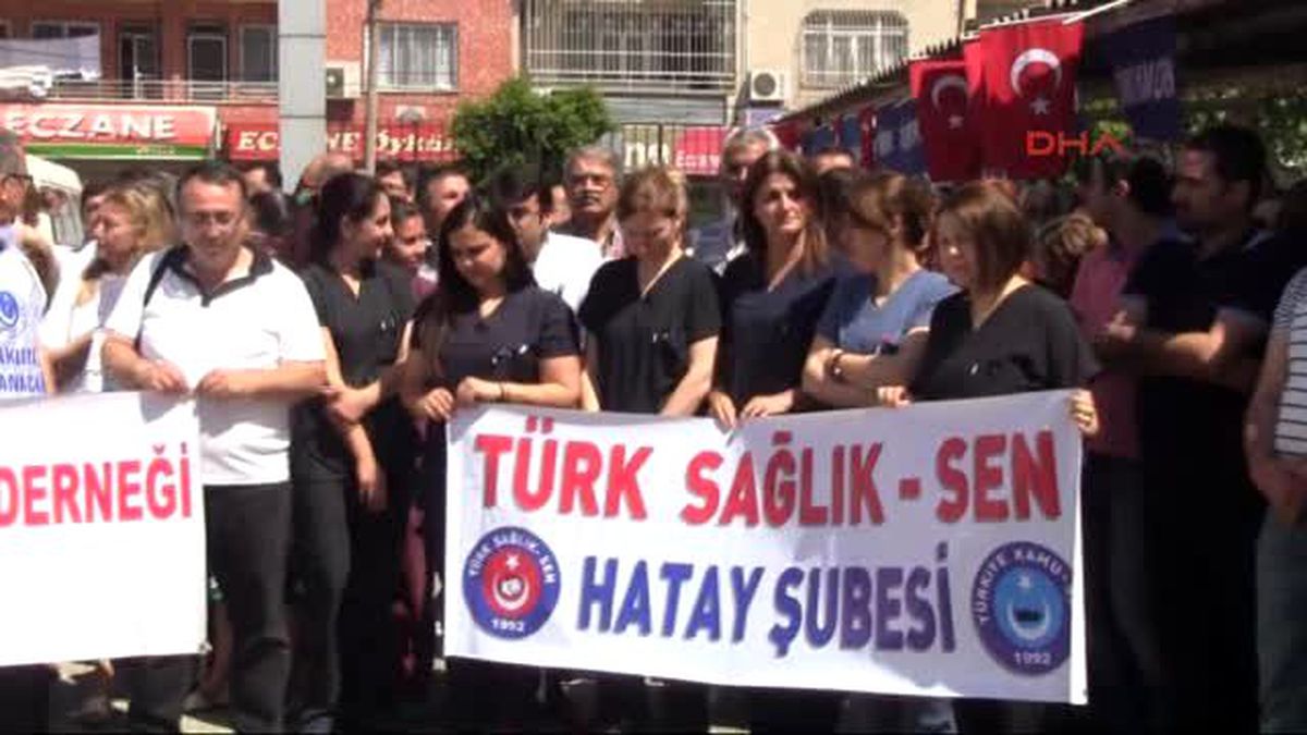 Antalya Sağlık Çalışanından Saldırı Protestosu