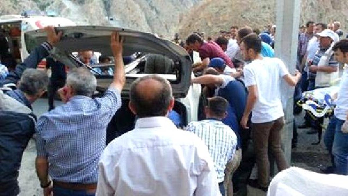 Artvin\'de Kaza: 1 Ölü, 5 Yaralı