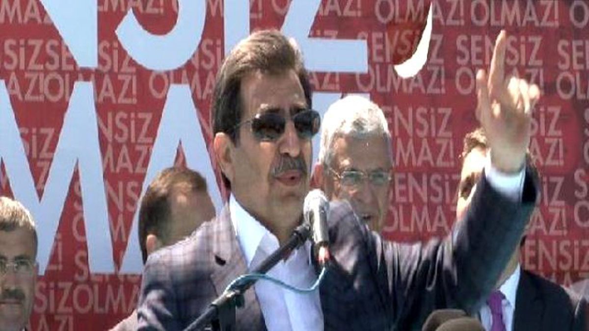 Bakan Güllüce: Sandığın Böğrüne, Böğrüne, Böğrune Oyunuzu Atınız