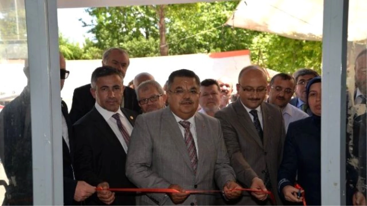 Belediye Başkanı Selim Yağcı, Kermes Açılışına Katıldı