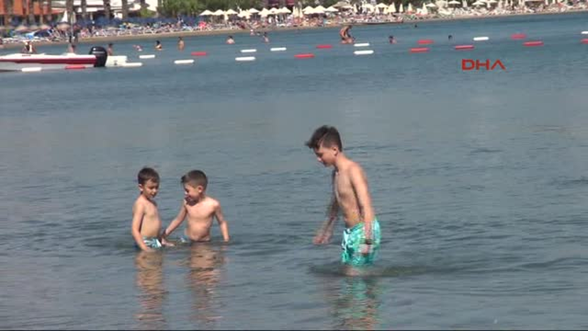 Bodrum Plajları Rengarenk