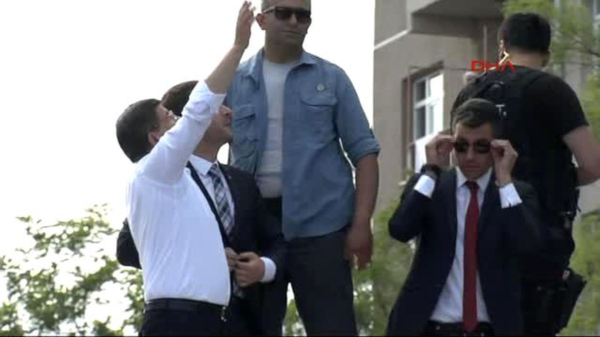 Davutoğlu: MİT Tırlarının Yaptığı Milli Görevi Dünyaya Şikayet Eden Casuslara Vatan Hainlerine...
