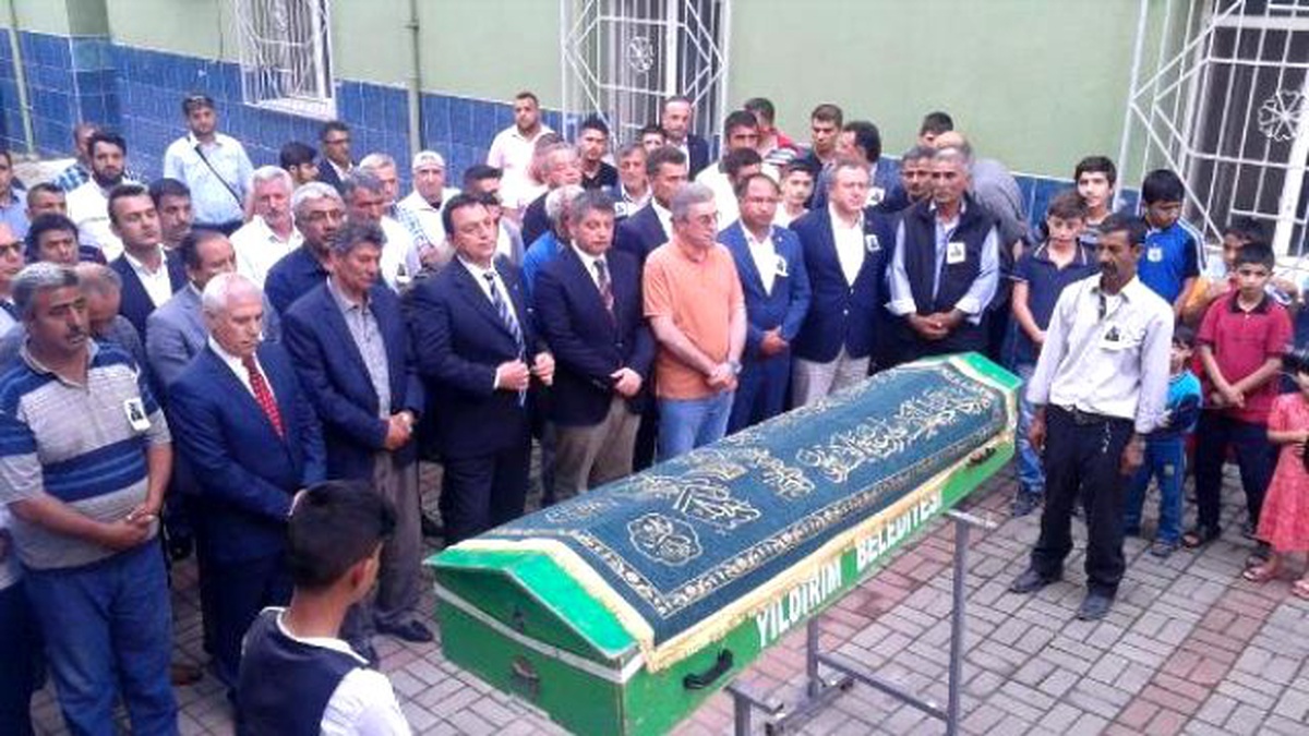 Düğünde \'Bizi Neden Oynamaya Çağırmadın\' Kavgası: 3 Ölü, 15 Yaralı (3)