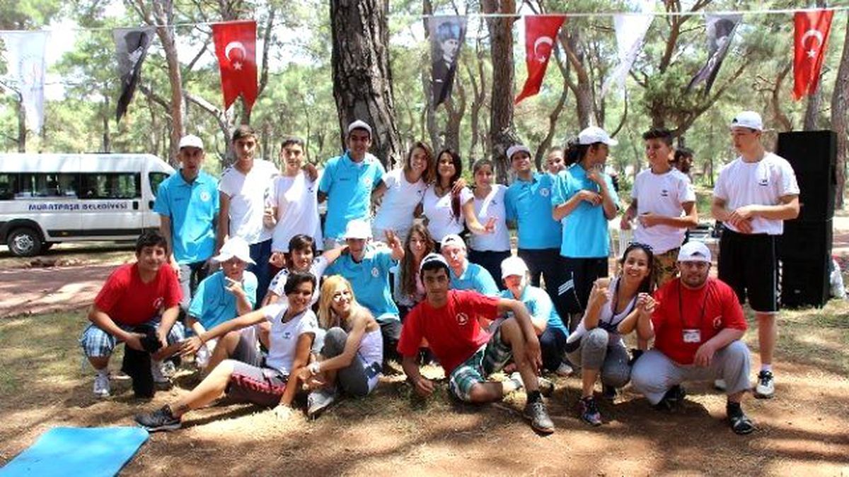 Engelli Bireyler, "Biz Size Engel Olmayalım" Yürüyüşünde Buluştu