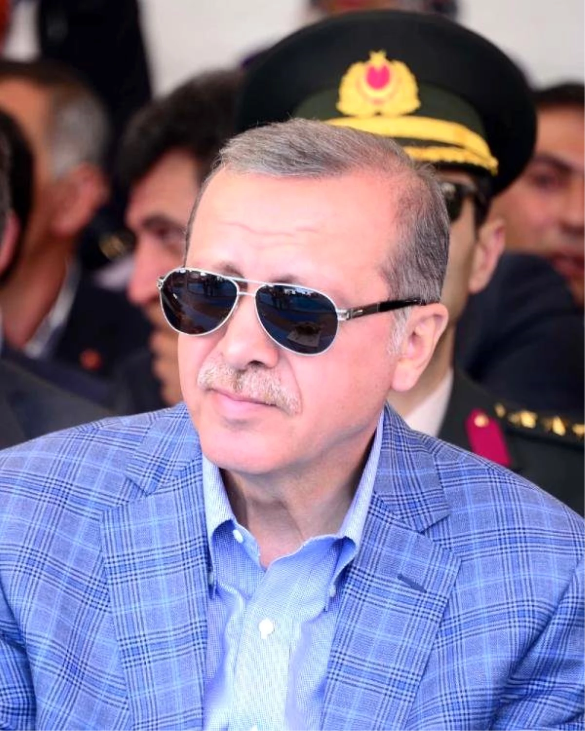 Erdoğan, Klozetlerin Altın Olup Olmadığını Görmesi İçin Kılıçdaroğlu\'nu Saraya Davet Ettiğini...
