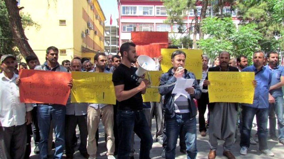 Fayans Ustaları Sigorta Haklarını İstedi