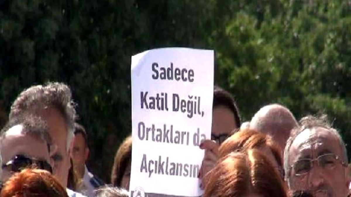 Haydarpaşa\'da Sağlık Çalışanlarından İş Bırakma Eylemi
