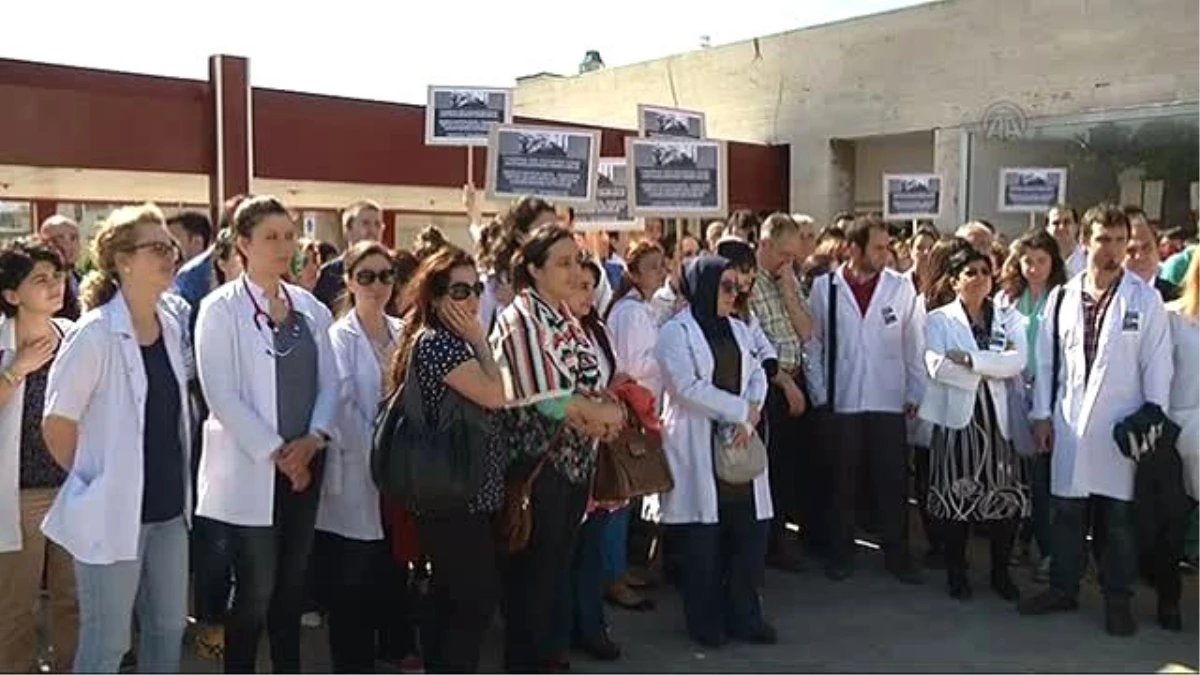 İbn-i Sina Hastanesi Önünde Protesto
