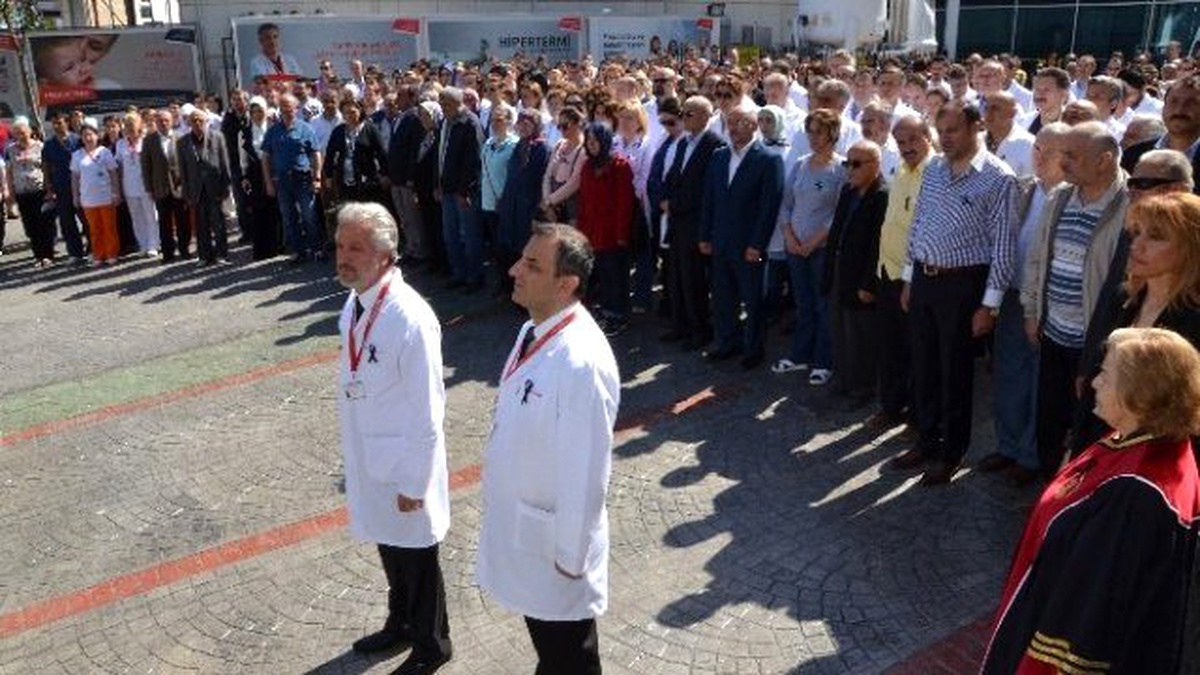Medical Park\'ta Dr. Kamil Furtun İçin Tören