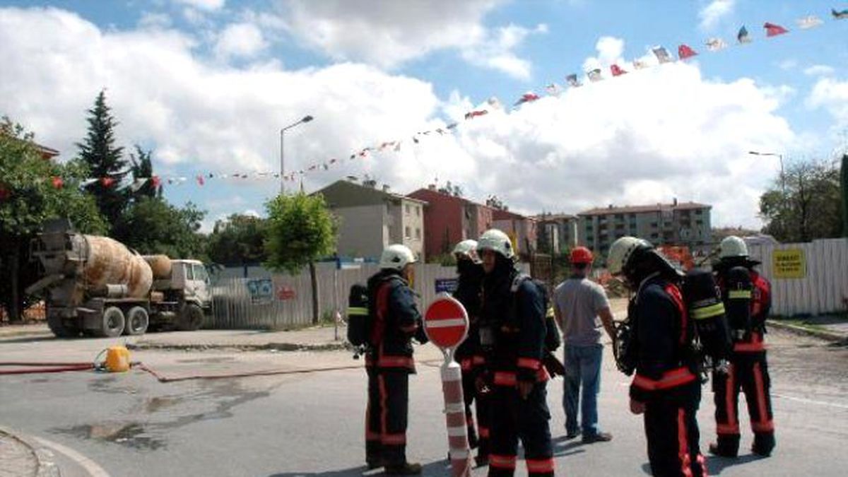 Metro Çalışmalarında Doğalgaz Borusu Delindi (3)