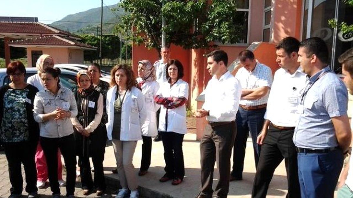 Osmaneli\'deki Sağlık Çalışanları da Şiddeti Kınadı