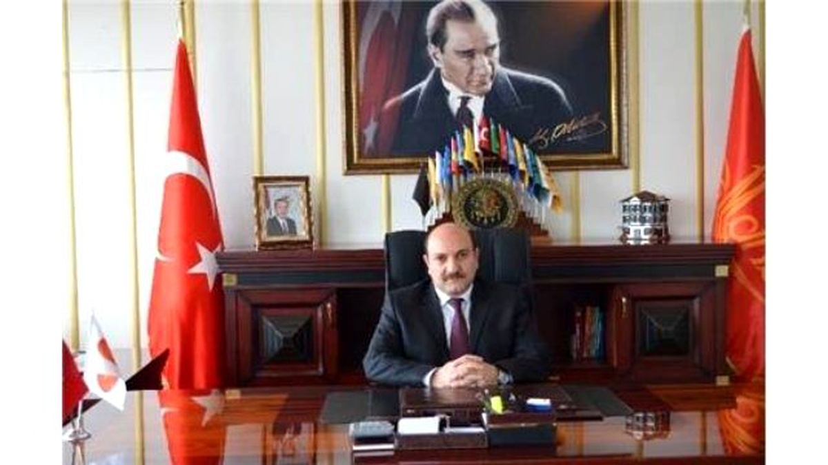 Osmaneli Kaymakamı Çakıcı Berat Kandili Mesajı Yayınladı