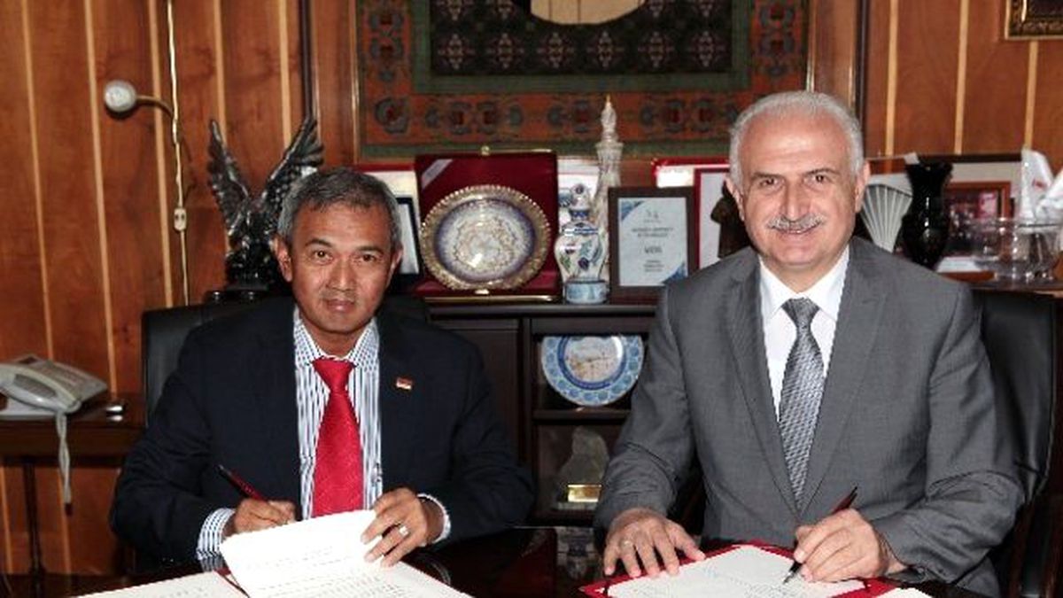 Putra Malezya Üniversitesi\'nden Üst Düzey Ziyaret