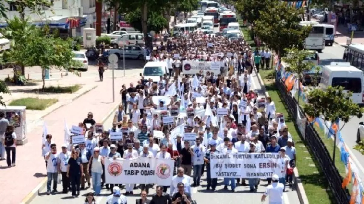 Sağlık Çalışanları Yasta