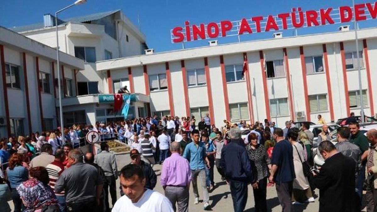 Sağlık Çalışanlarından Kınama