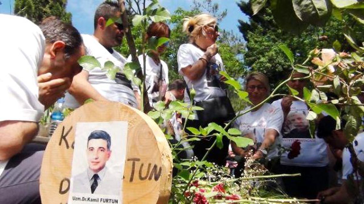 Samsun\'da, Dr.kamil Furtun İçin Yürüdüler