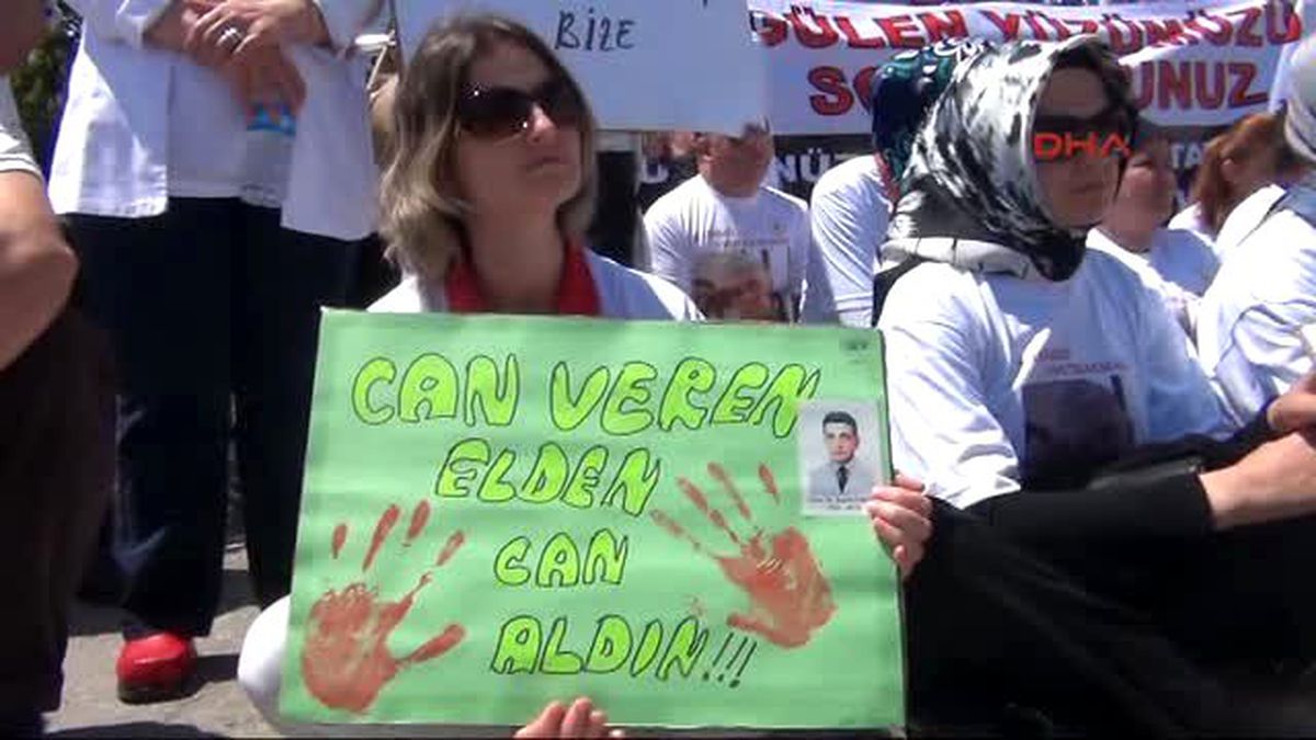 Samsun' da Dr.kamil Furtun İçin Yürüdüler